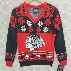 NWT NHL Chicago‎ Blackhawks Holiday V neck Red/ Black Sweater Women's M